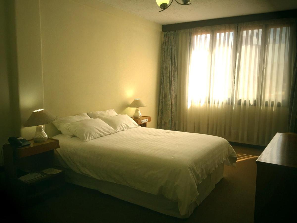 แกรนด์ โฮเทล แอมบาสซาเดอร์ Hotel โกชาบัมบา ภายนอก รูปภาพ